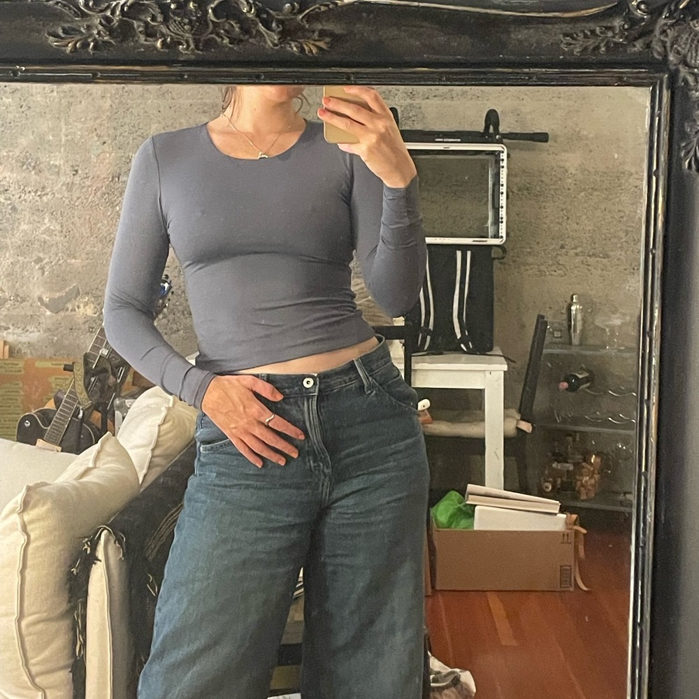 🍓3/$20🍓 Gray Long Sleeve Workout Top